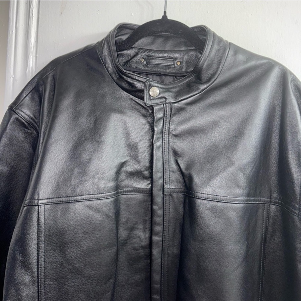 MAX USA LEATHER JACKET  Men's Black Leather Jacket.